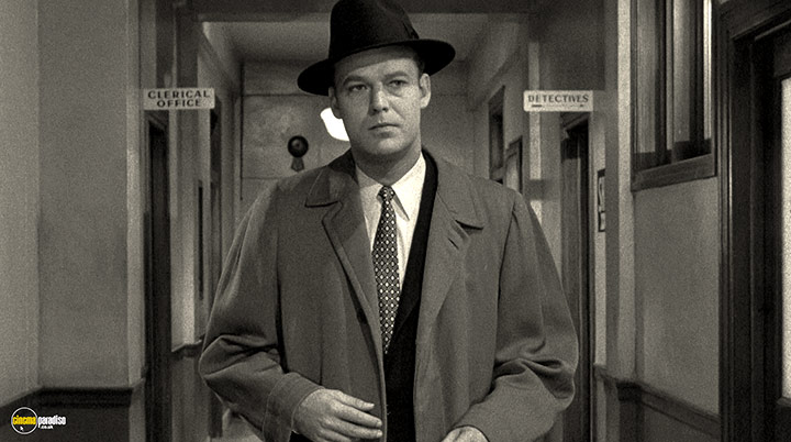 A still #17 from The Wrong Man (1956)
