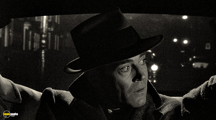 A still #11 from The Wrong Man (1956)
