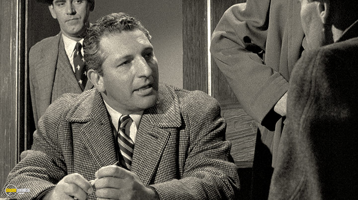 A still #9 from The Wrong Man (1956)