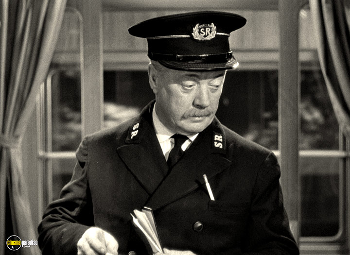 A still #4 from Suspicion (1941)