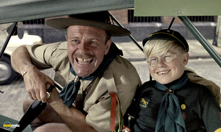 A still #3 from The Sandwich Man (1966)