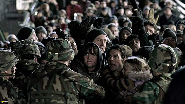 A still #68 from War of the Worlds (2005)