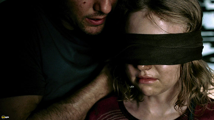 A still #42 from War of the Worlds (2005)