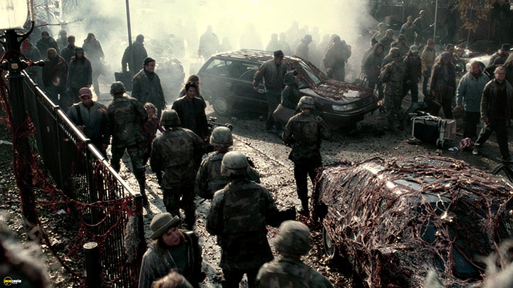 A still #38 from War of the Worlds (2005)