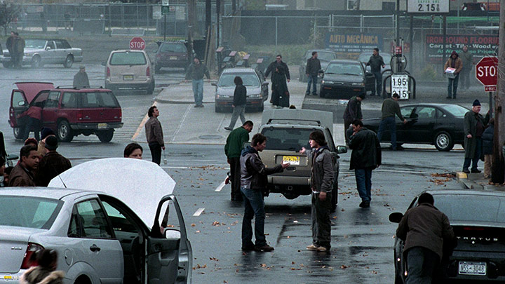 A still #29 from War of the Worlds (2005)