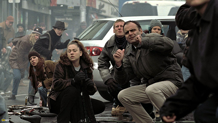 A still #14 from War of the Worlds (2005)
