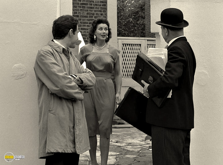 A still #13 from The Strange World of Gurney Slade: Series (1960)