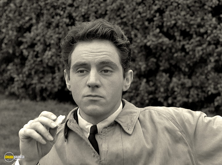 A still #27 from The Strange World of Gurney Slade: Series (1960)