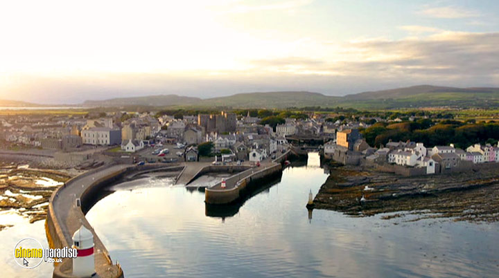 A still #47 from Great Coastal Railway Journeys: Series 2 (2023)