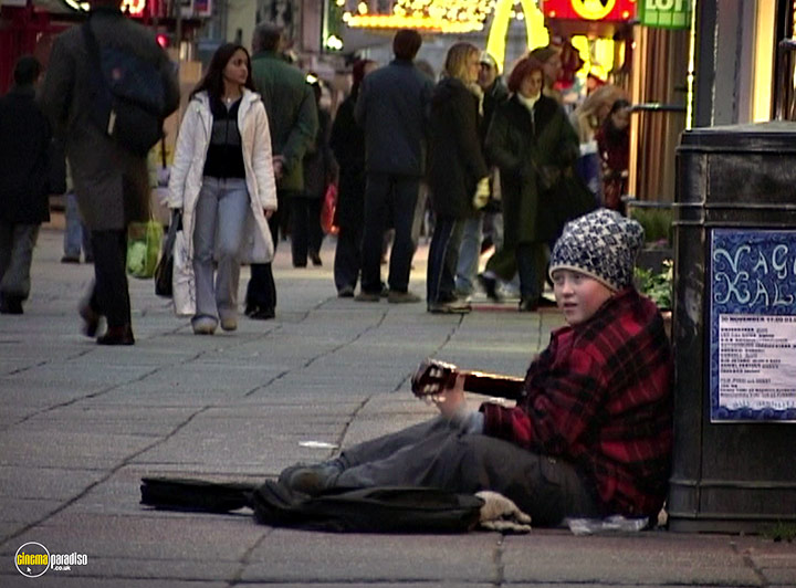 A still #32 from Gitarrmongot (2004)