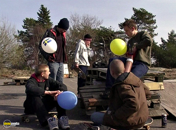 A still #30 from Gitarrmongot (2004)