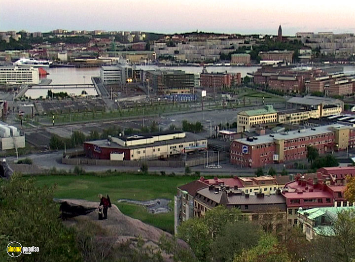 A still #9 from Gitarrmongot (2004)