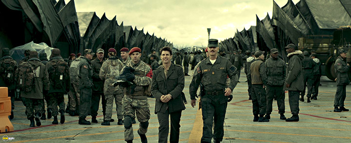 A still #24 from Edge of Tomorrow (2014)