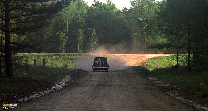 A still #17 from Thieves Like Us (1974)
