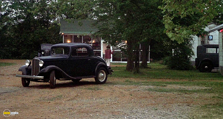 A still #13 from Thieves Like Us (1974)