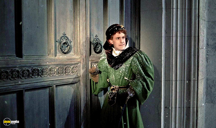 A still #7 from Richard III (1955)