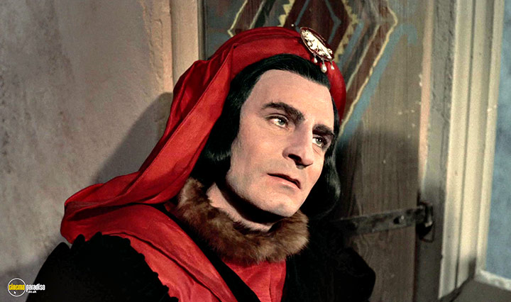A still #13 from Richard III (1955)
