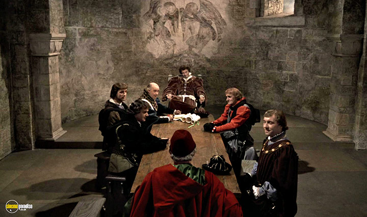 A still #17 from Richard III (1955)