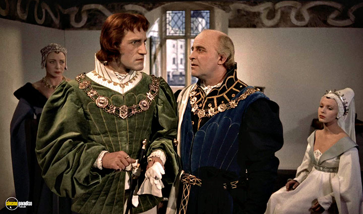 A still #24 from Richard III (1955)