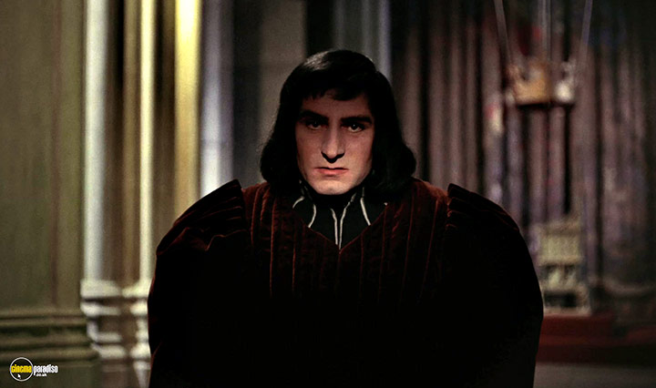 A still #31 from Richard III (1955)