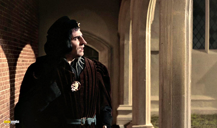 A still #44 from Richard III (1955)