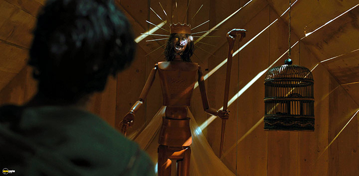 A still #32 from Hereditary (2018)