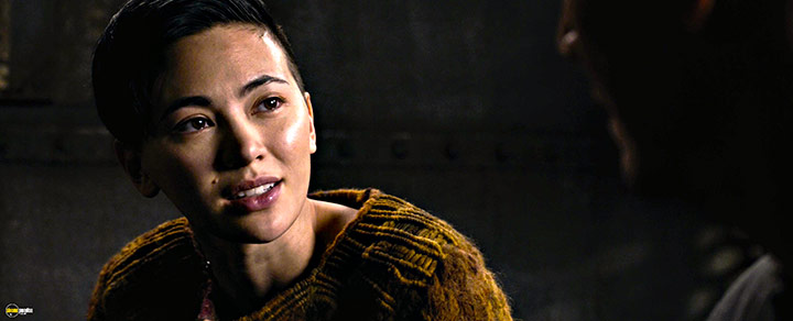 A still #126 from The Matrix Resurrections (2021)