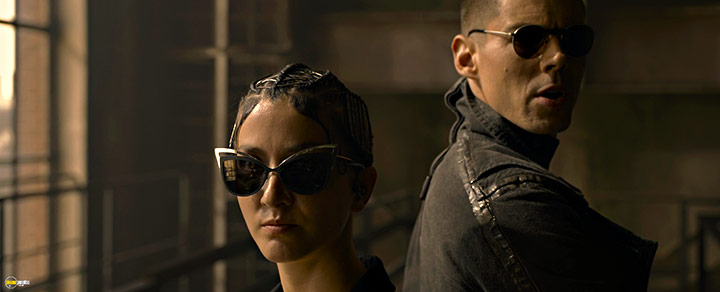 A still #113 from The Matrix Resurrections (2021)