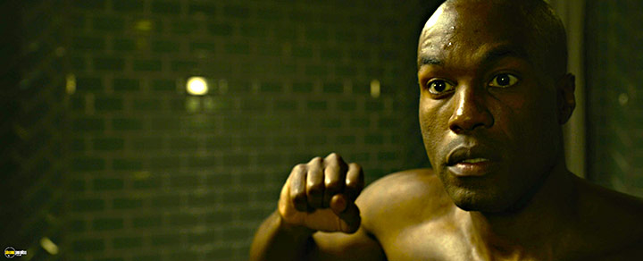 A still #101 from The Matrix Resurrections (2021)