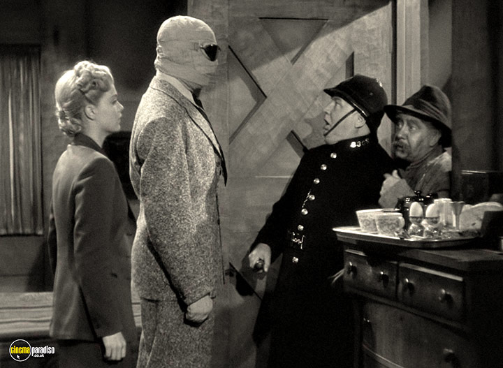 A still #46 from The Invisible Man Returns (1940)