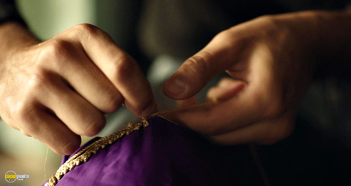 A still #40 from The Blue Caftan (2022)