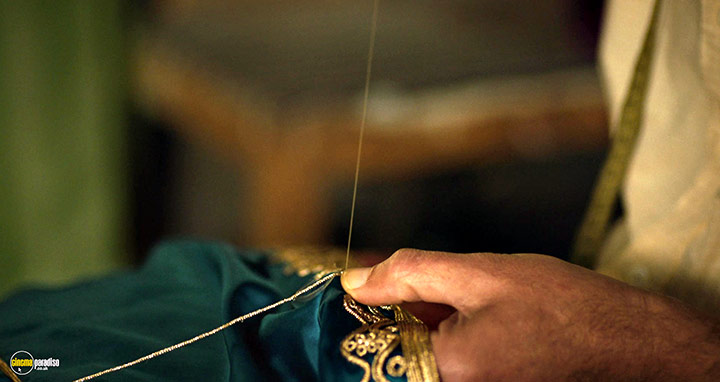 A still #33 from The Blue Caftan (2022)
