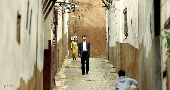 A still #3 from The Blue Caftan (2022)