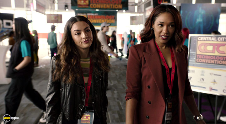 A still #37 from The Flash: Armageddon (2021)