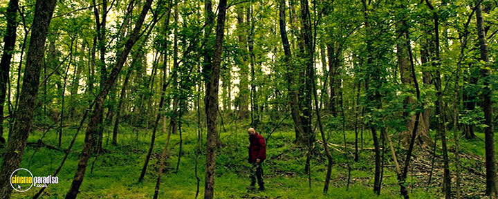 A still #33 from Mob Land (2023)