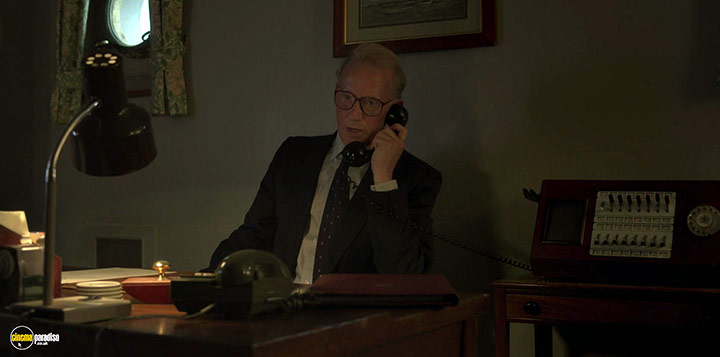 A still #53 from The Crown: Series 5 (2022)