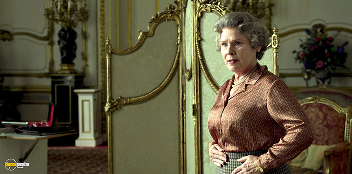 A still #29 from The Crown: Series 5 (2022)
