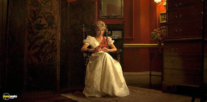 A still #24 from The Crown: Series 5 (2022)