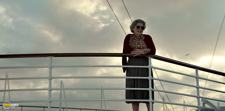 A still #20 from The Crown: Series 5 (2022)