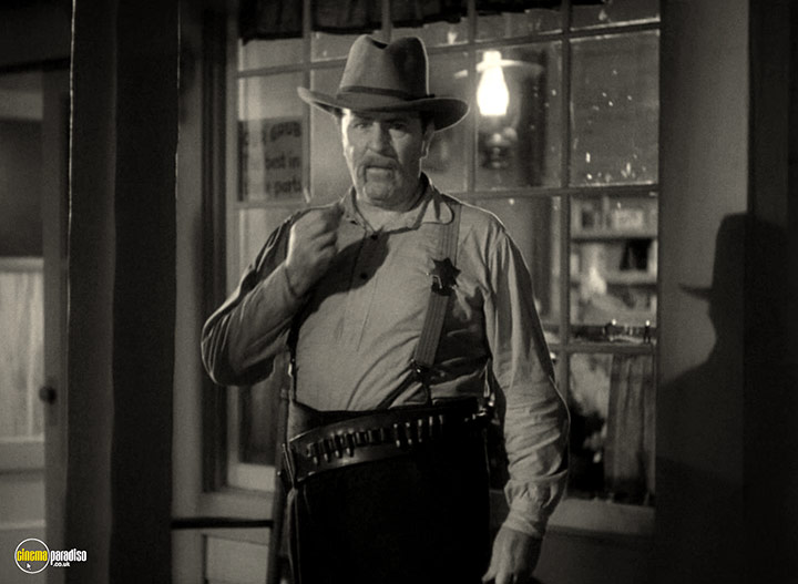 A still #4 from Destry Rides Again (1939)