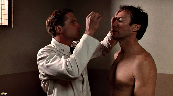 A still #51 from Escape from Alcatraz (1979)