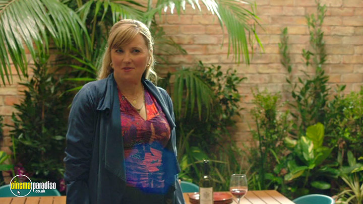 A still #14 from My Life Is Murder: Series 3 (2022)