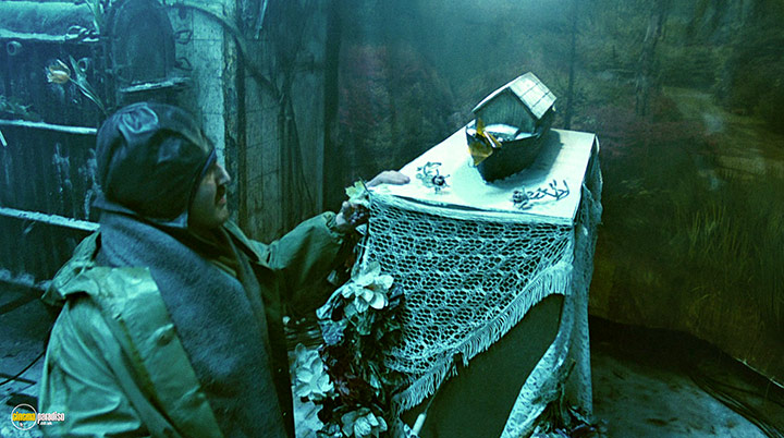 A still #24 from O-Bi, O-Ba: The End of Civilization (1984)