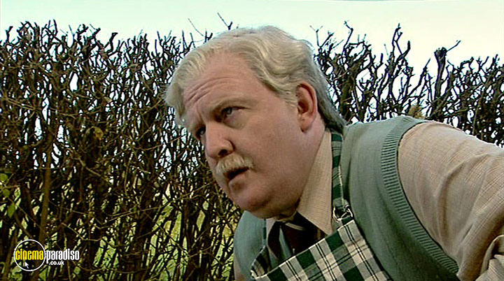 A still #68 from Two Can Play That Game (2001)