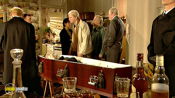 A still #60 from Two Can Play That Game (2001)