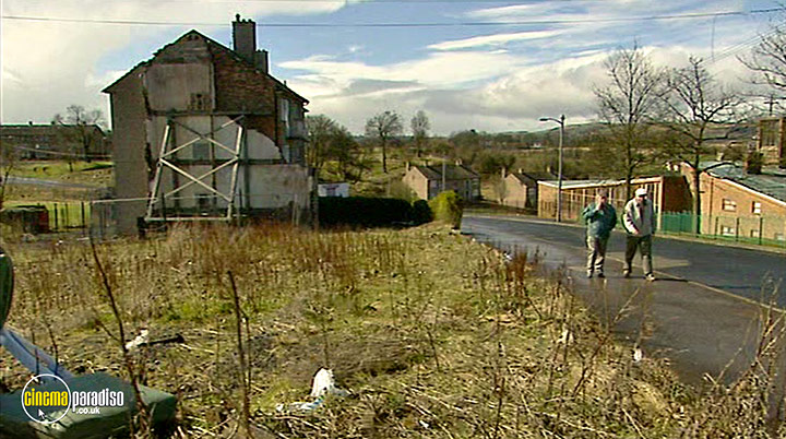 A still #29 from Two Can Play That Game (2001)