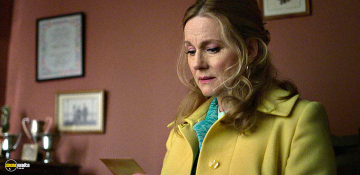 A still #9 from The Miracle Club (2023)