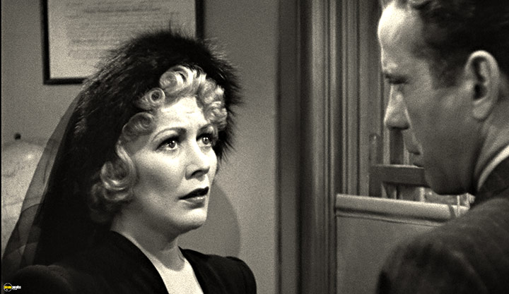 A still #19 from The Maltese Falcon (1941)
