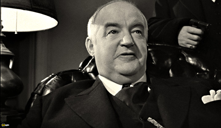 A still #21 from The Maltese Falcon (1941)