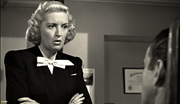 A still #18 from The Maltese Falcon (1941)